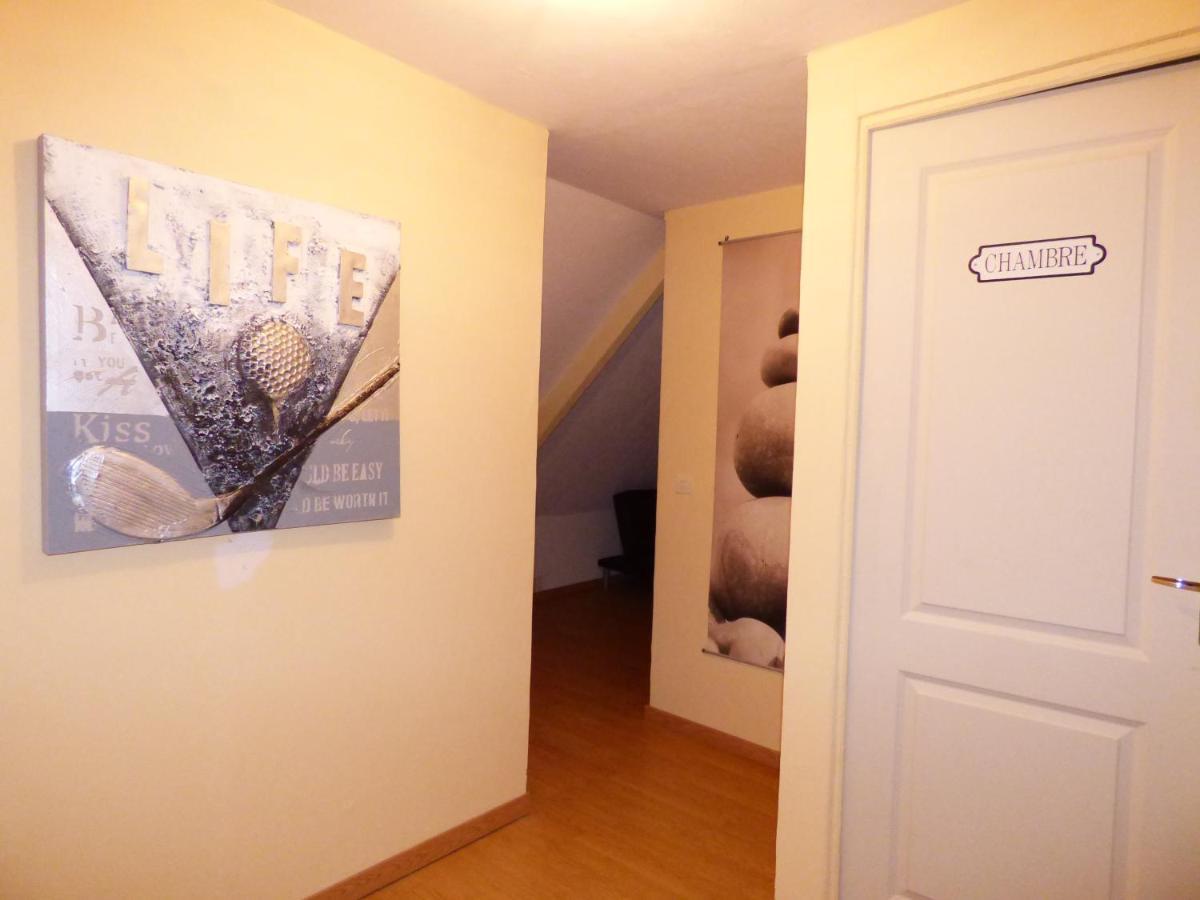 Les Petites Brosses Bed & Breakfast Montbizot Exterior photo